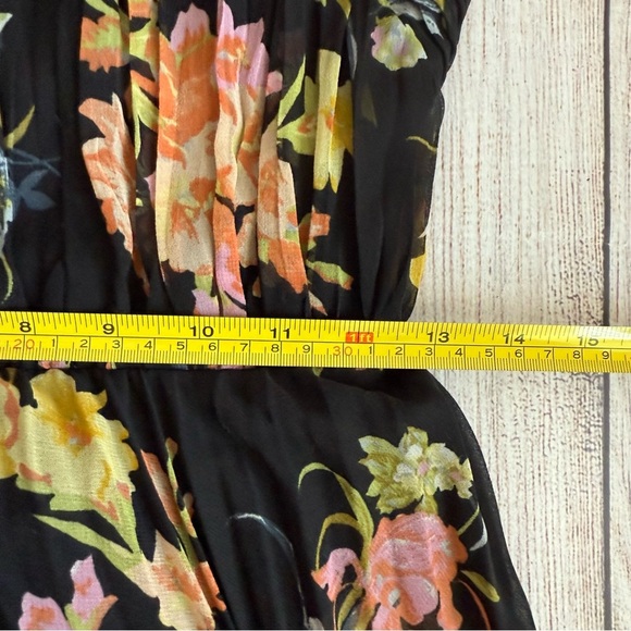 ASOS Black Floral Criss Cross Back Dress 4 NWT - Picture 8 of 10